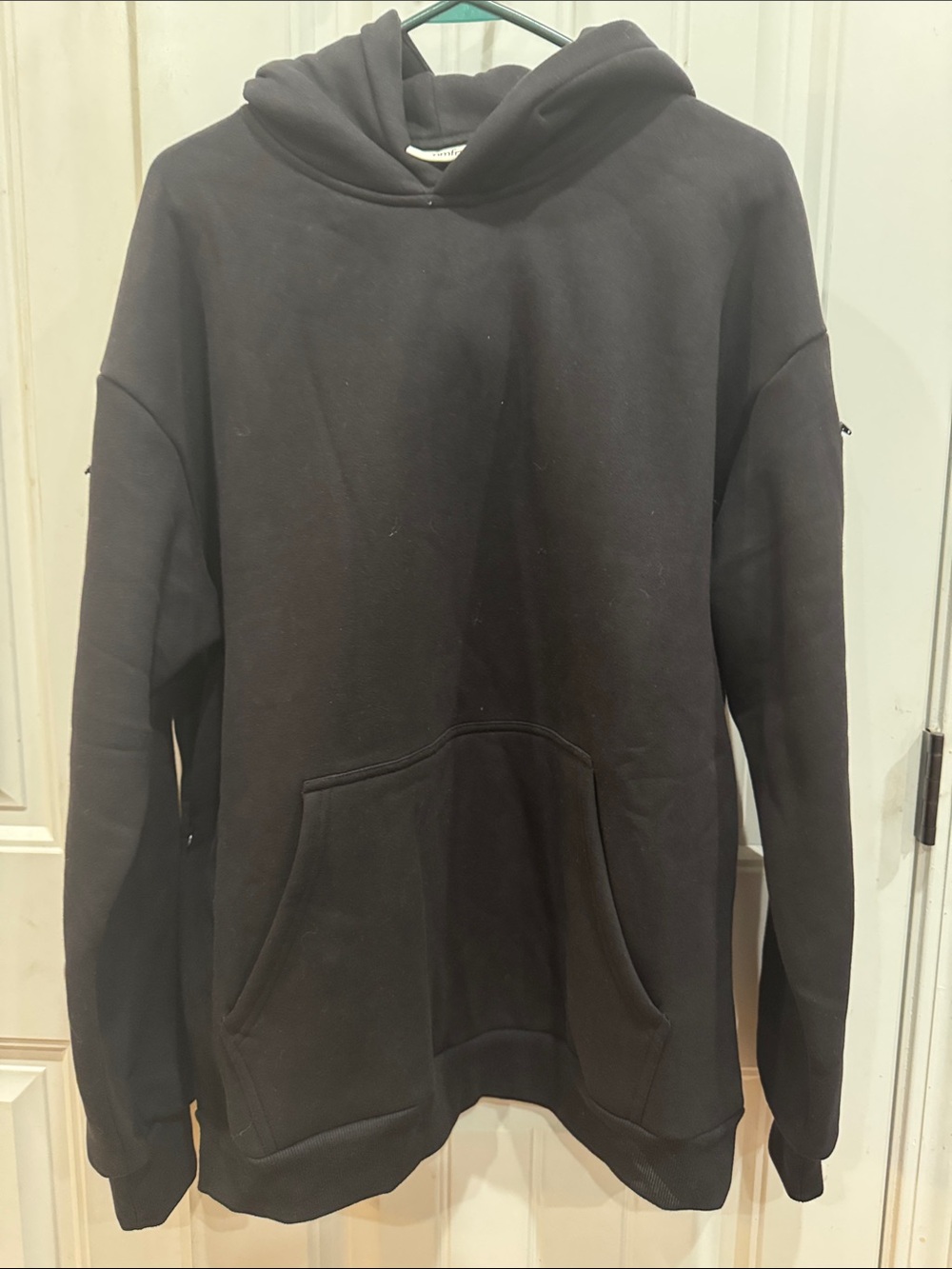 Men's Black Pullover Hoodie with Kangaroo Pocket